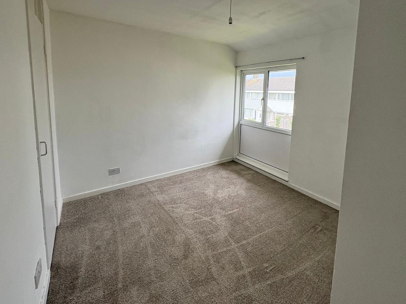 Two Bedroom House — photo 9