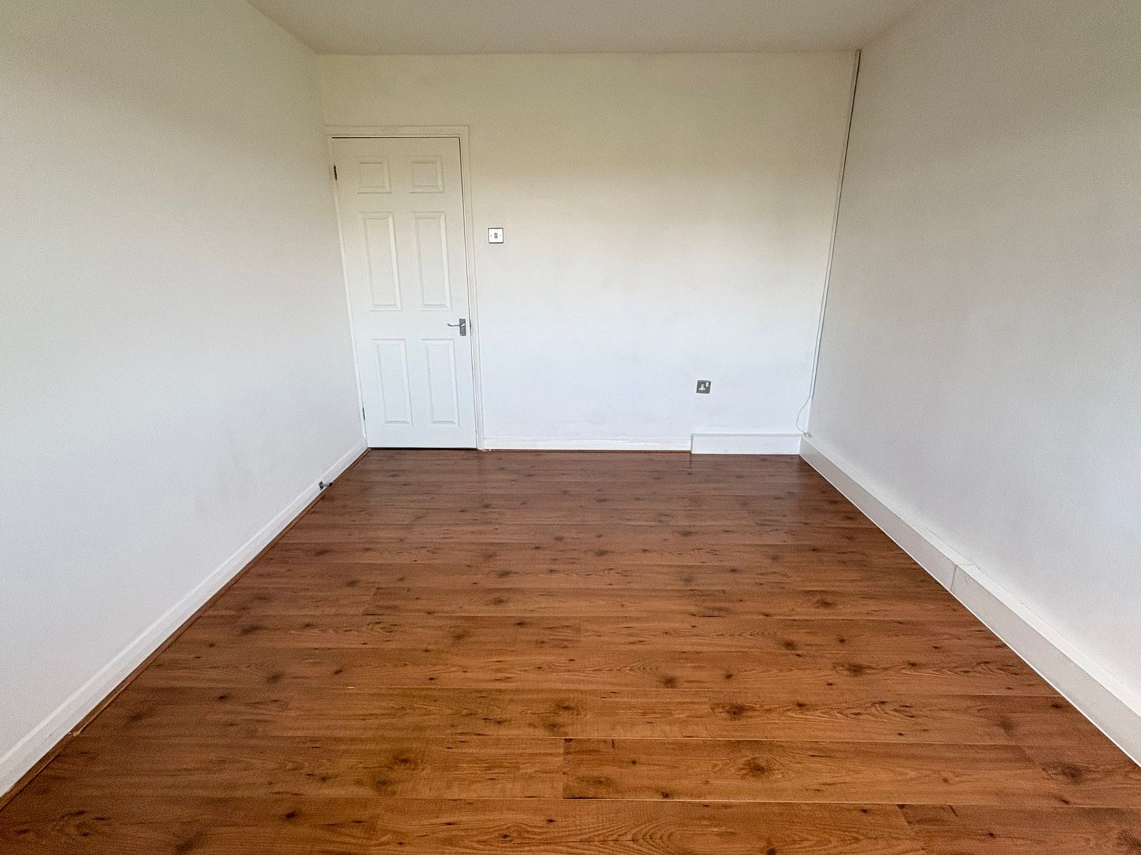 Two Bedroom Flat — photo 10