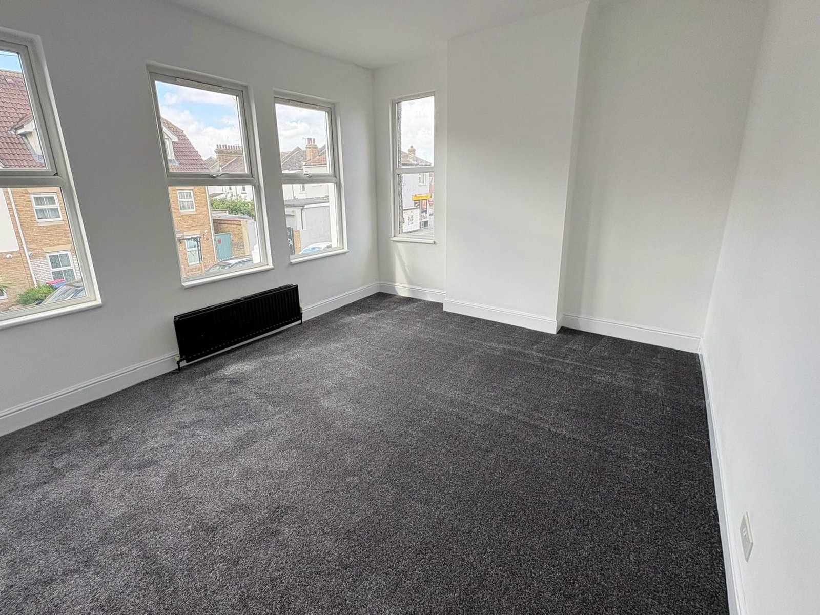 Three Bedroom House — photo 8