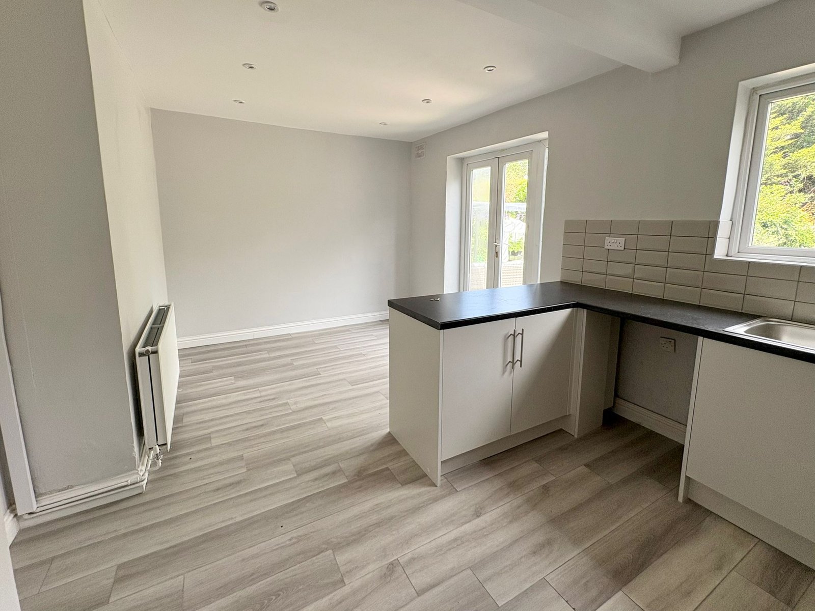 3 Bedroom House — photo 5