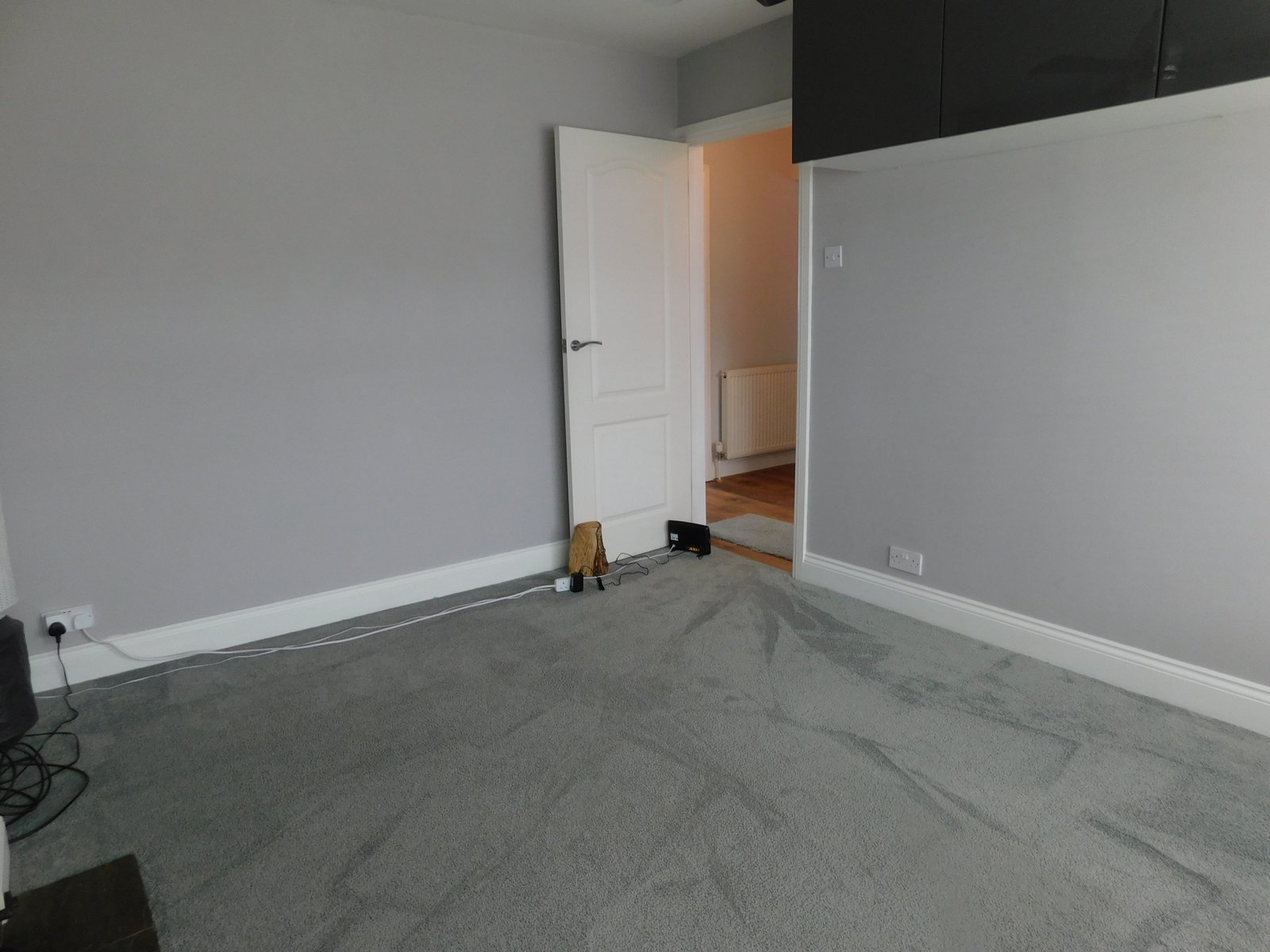 Two/Three Bedroom Bungalow — photo 2