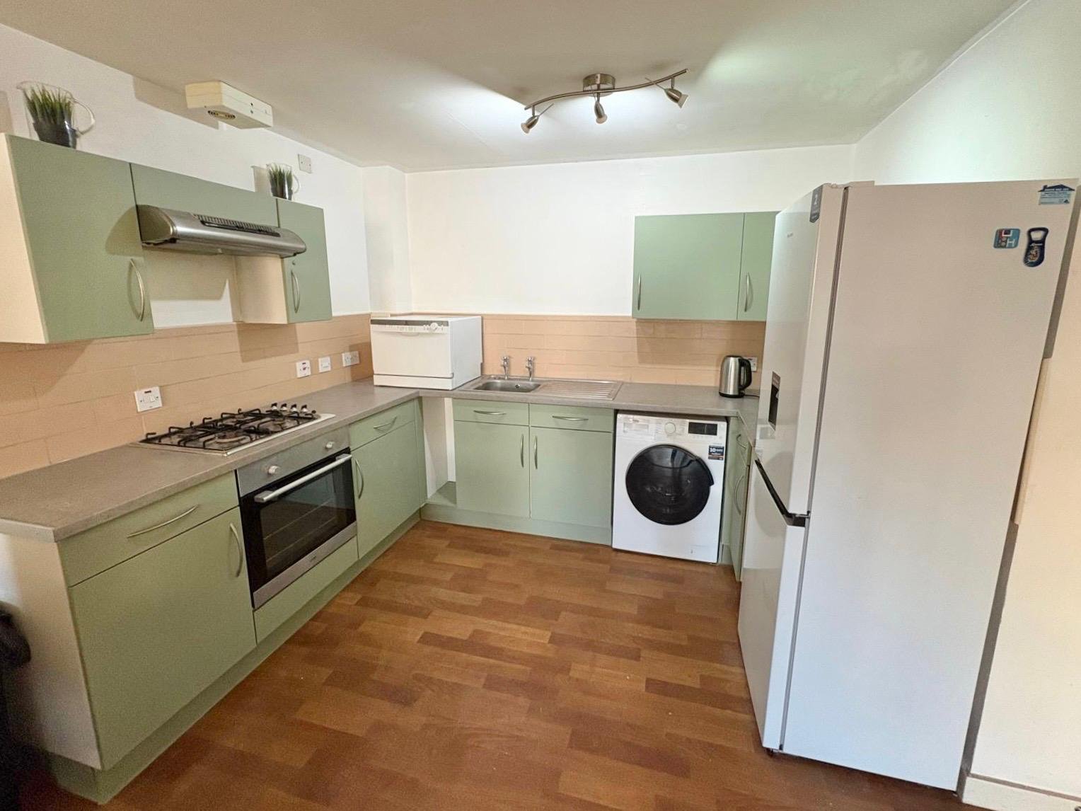 One Bedroom Flat — photo 5