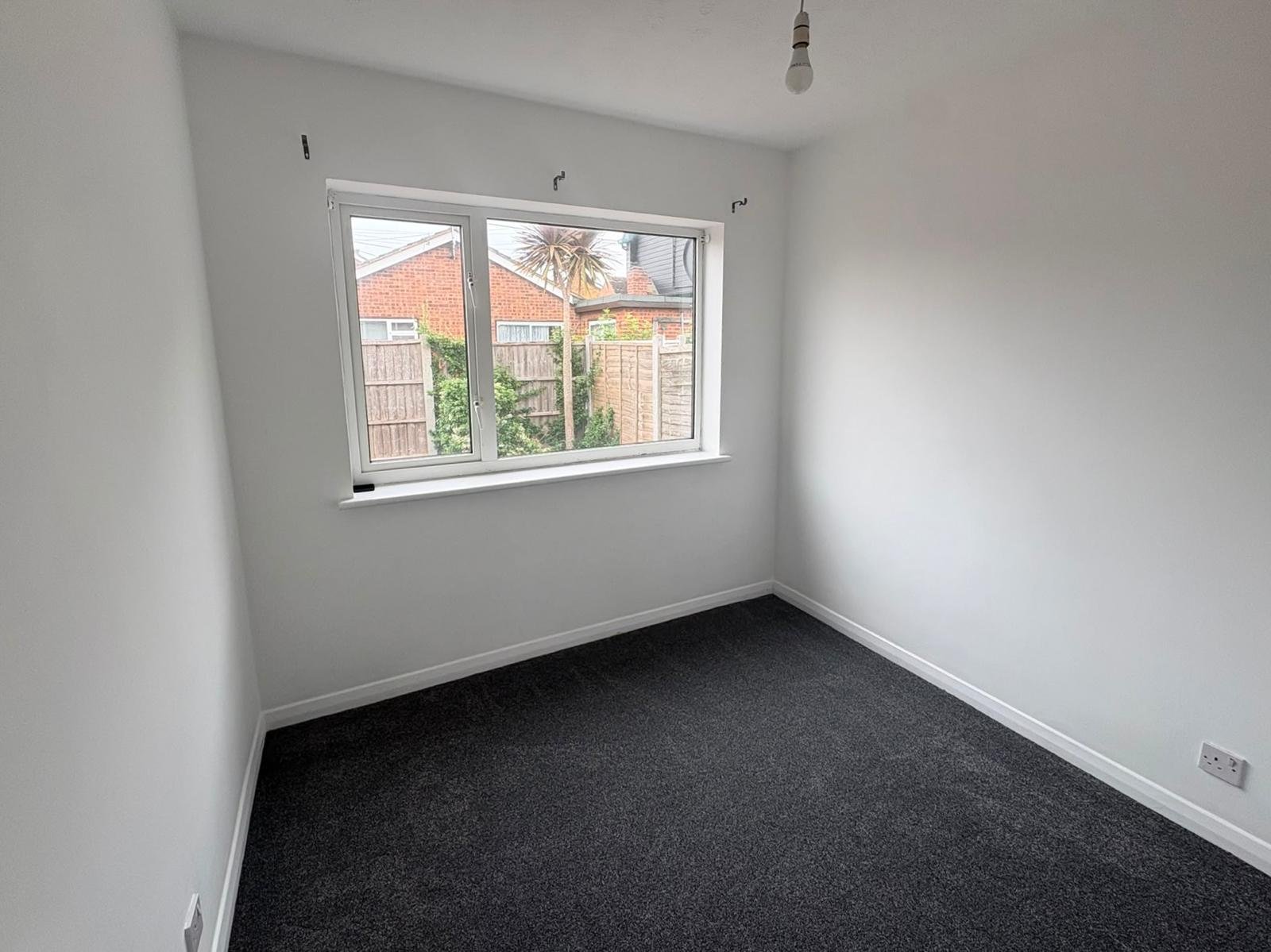 One Bedroom Bungalow — photo 7