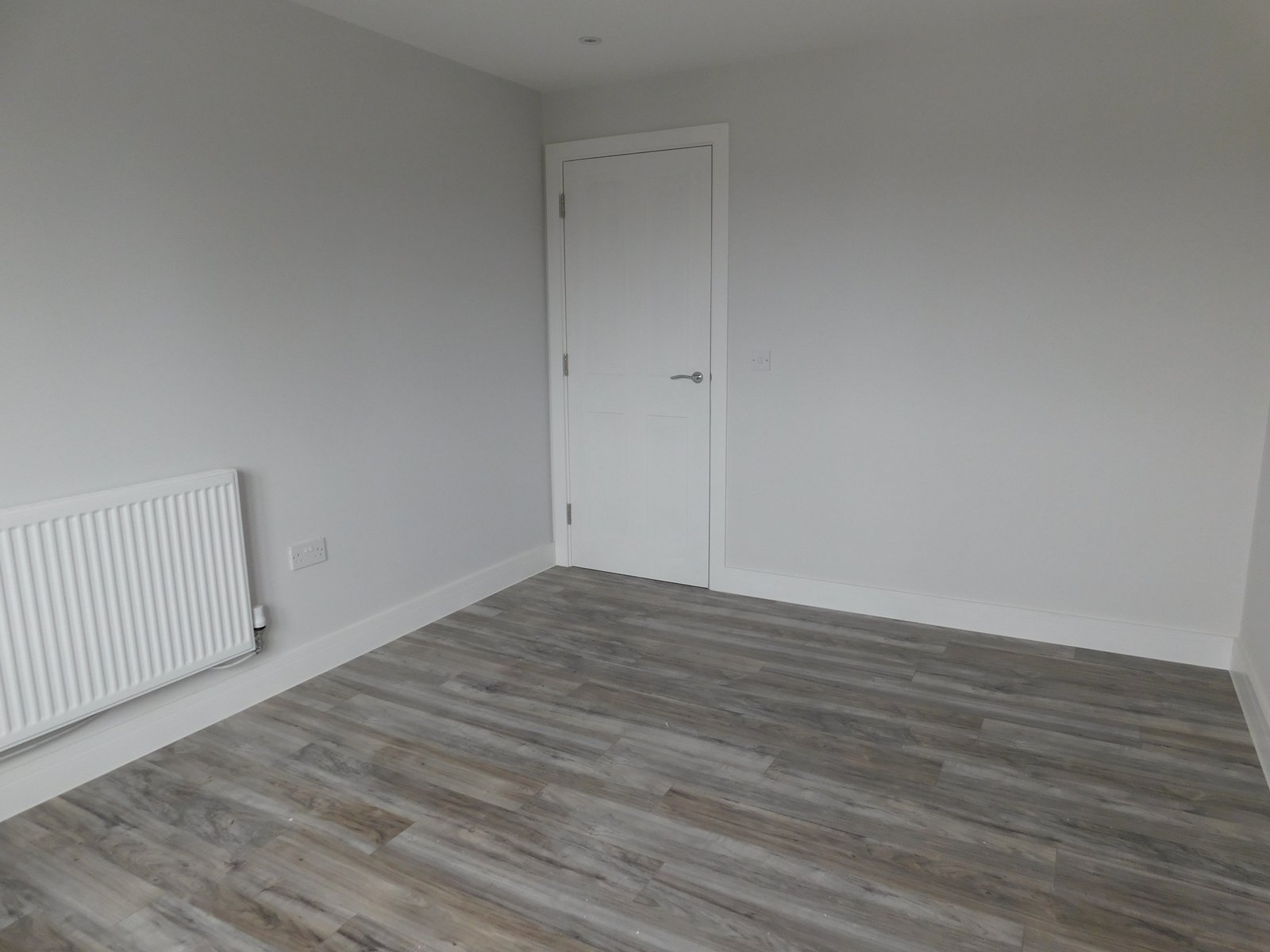 One Bedroom Flat — photo 4