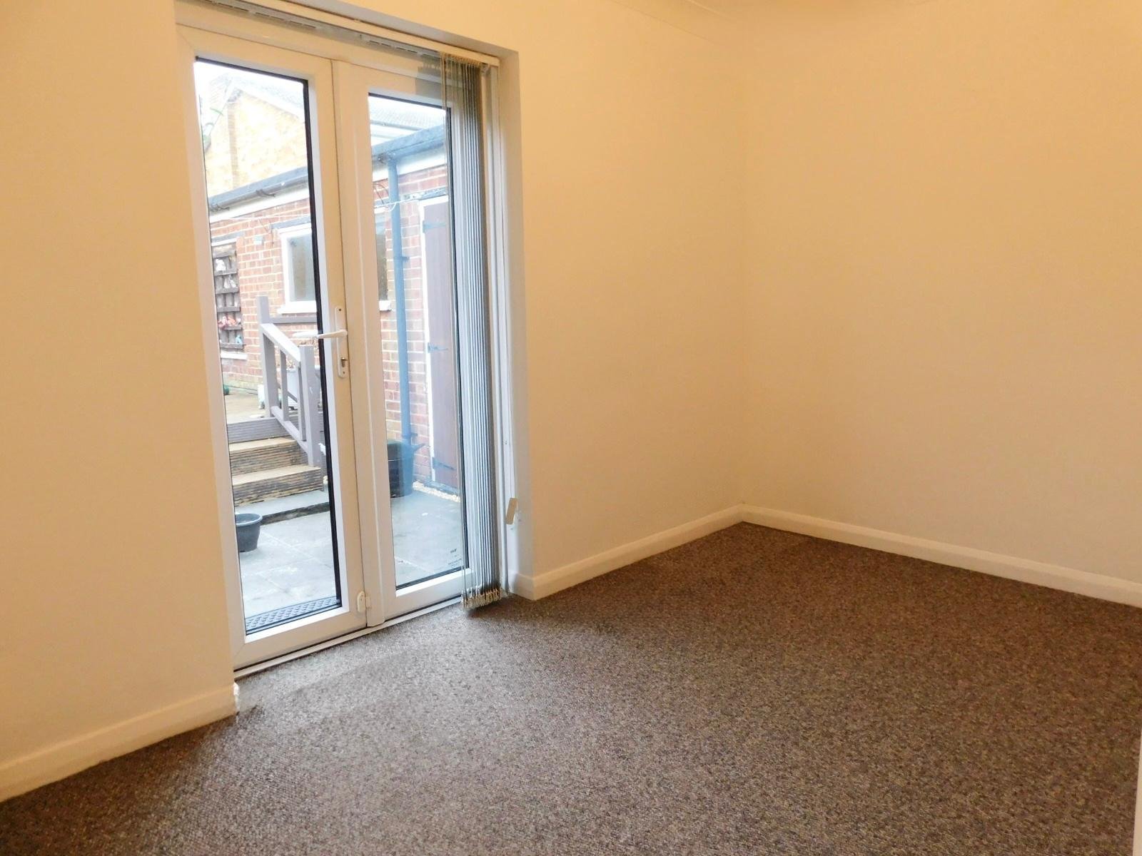 Two Bedroom Bungalow — photo 12