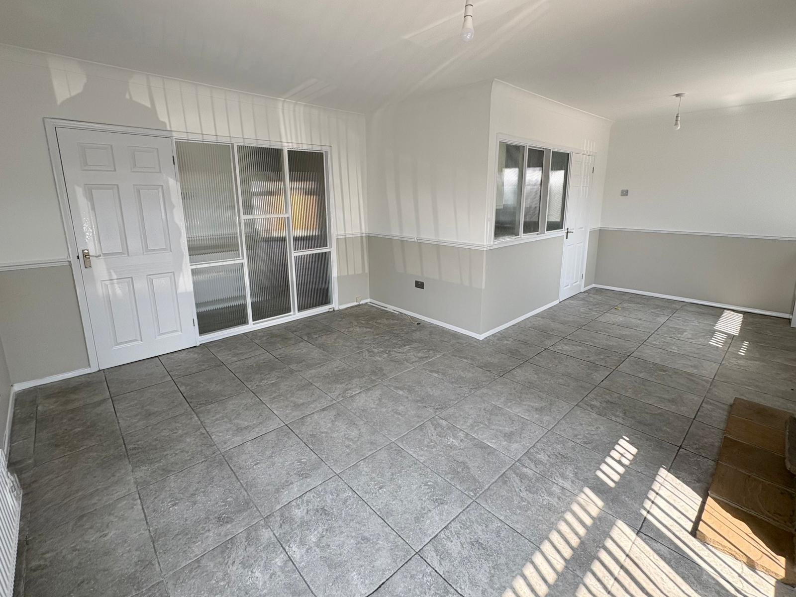 Three-Bedroom Bungalow — photo 4