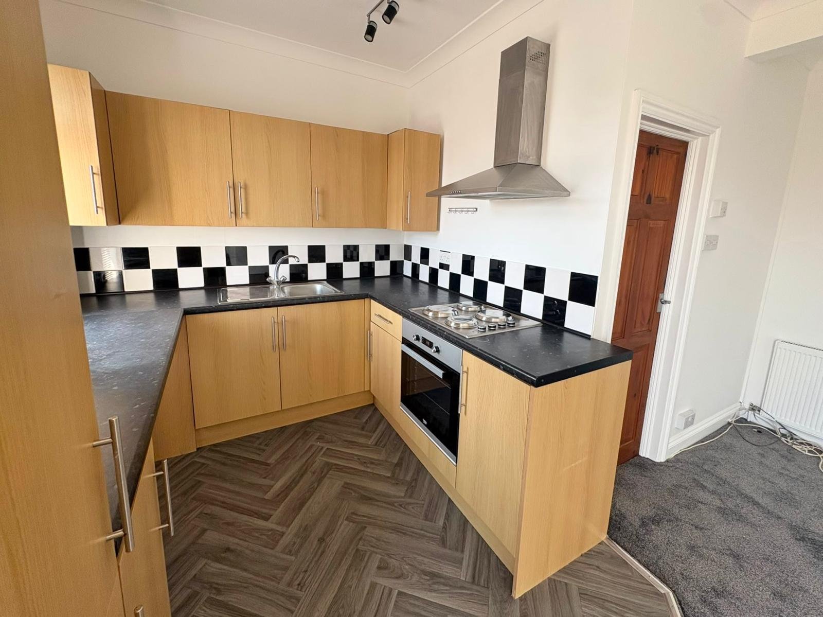Two Bedroom Flat — photo 4
