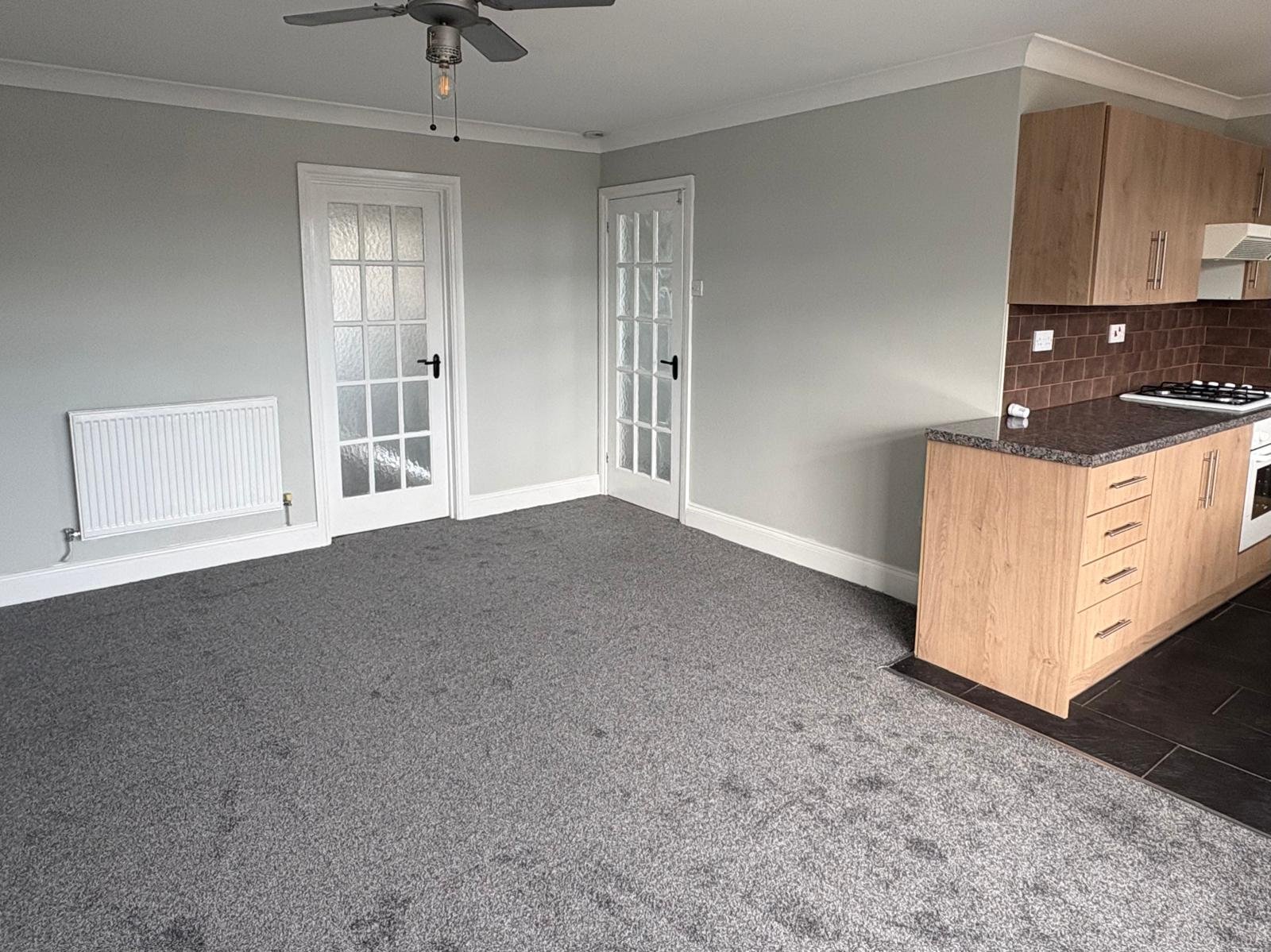 Two Bedroom Flat — photo 10