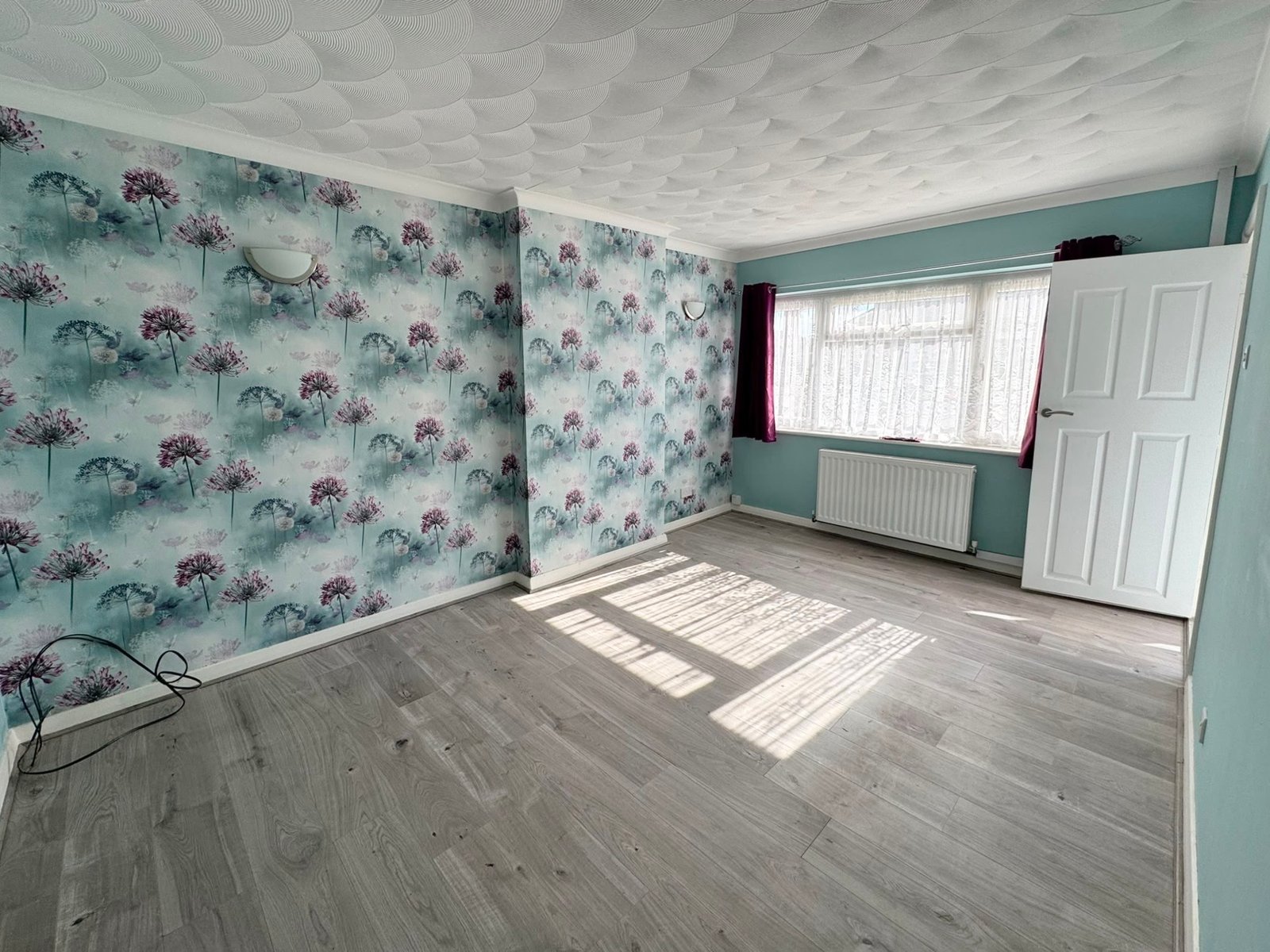 Two Bedroom Bungalow — photo 2
