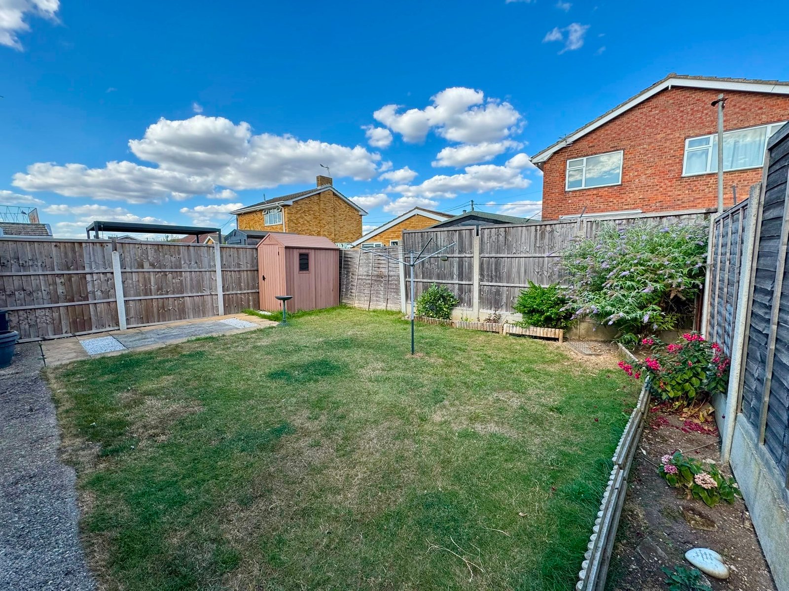 Two Bedroom Bungalow — photo 10