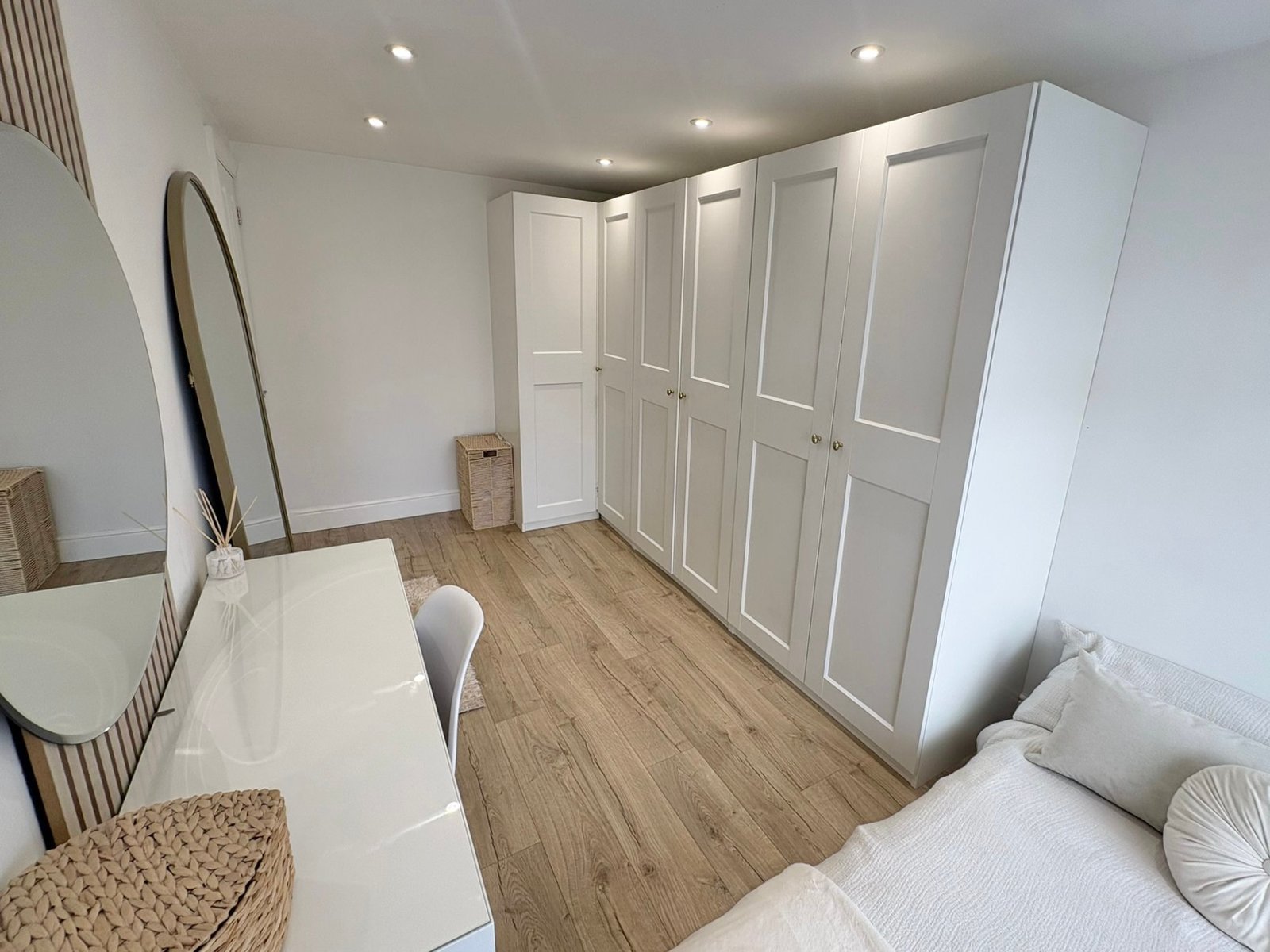 Two Bedroom Bungalow — photo 11