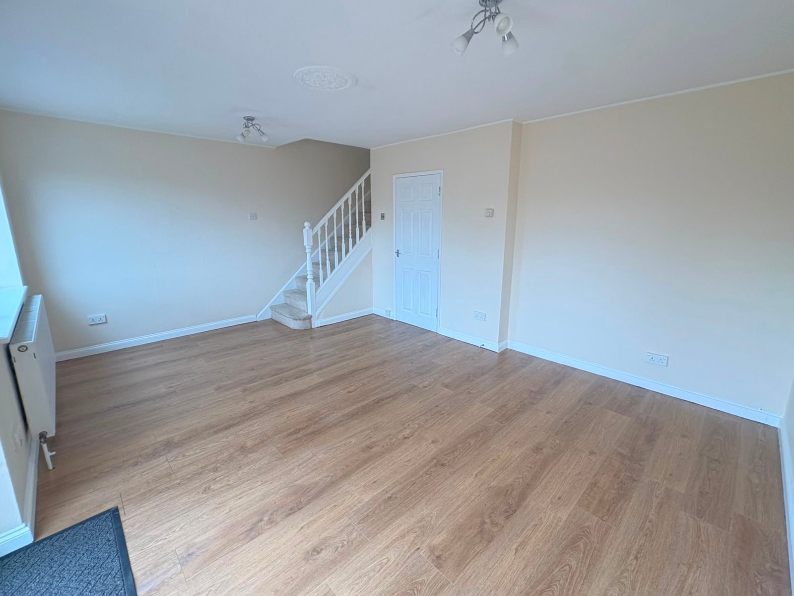 Three Bedroom House — photo 4