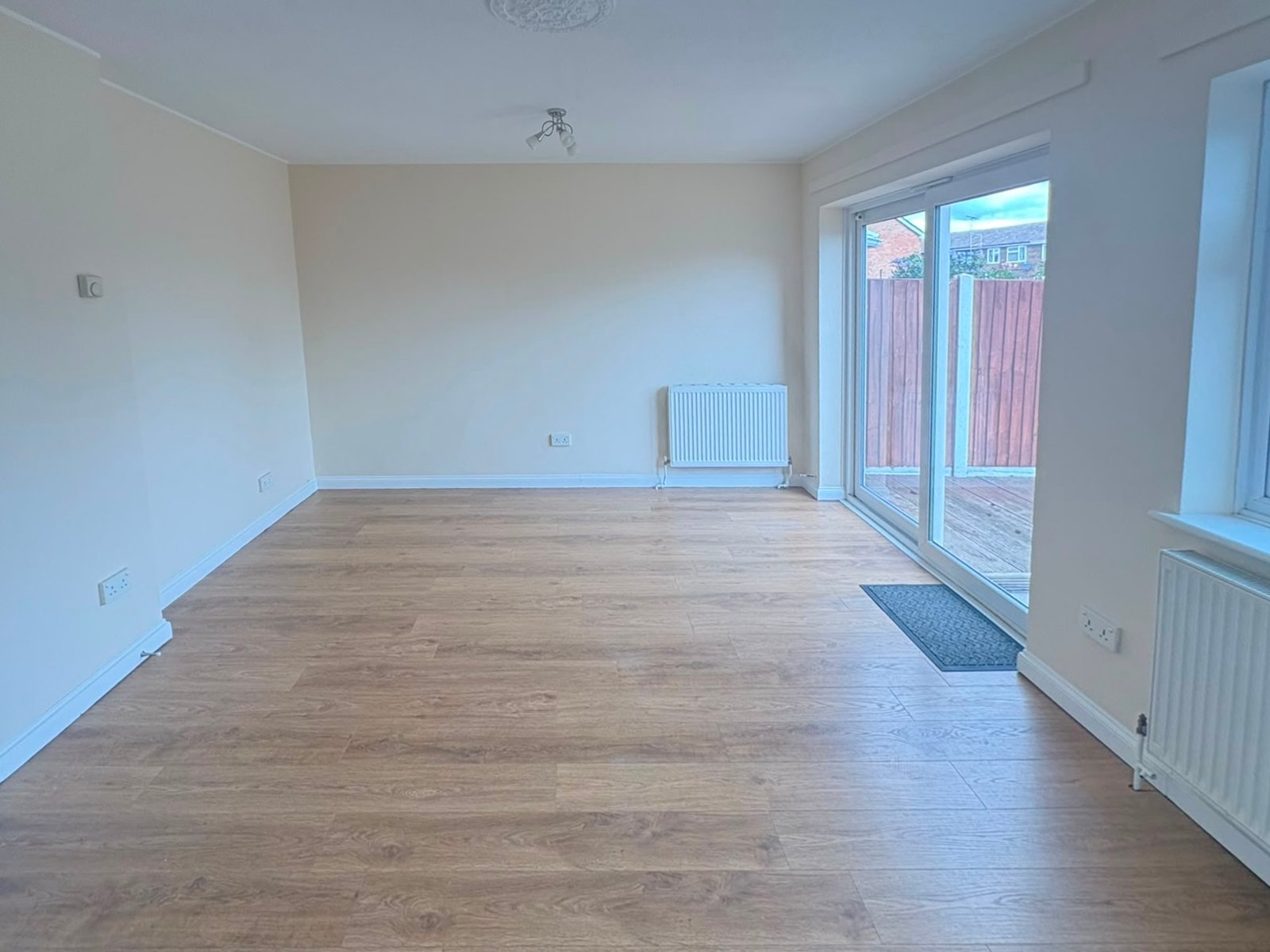 Three Bedroom House — photo 5