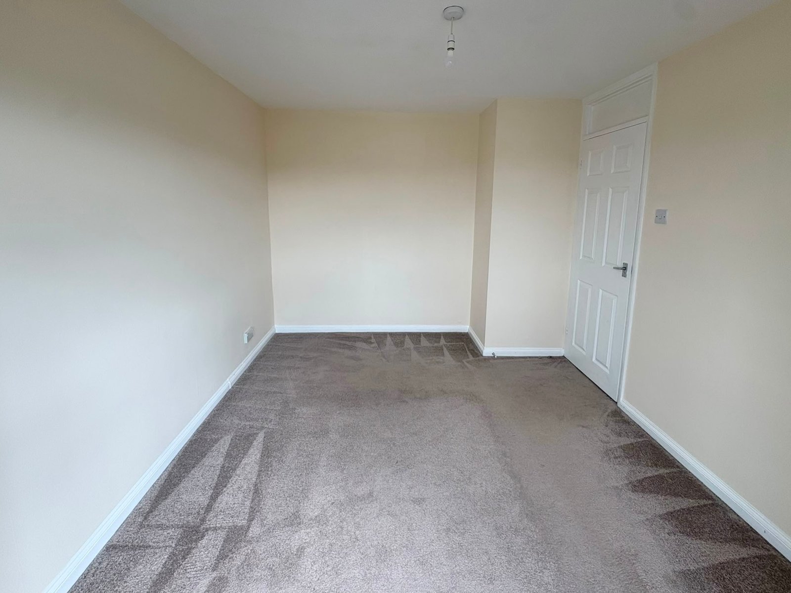 Three Bedroom House — photo 10