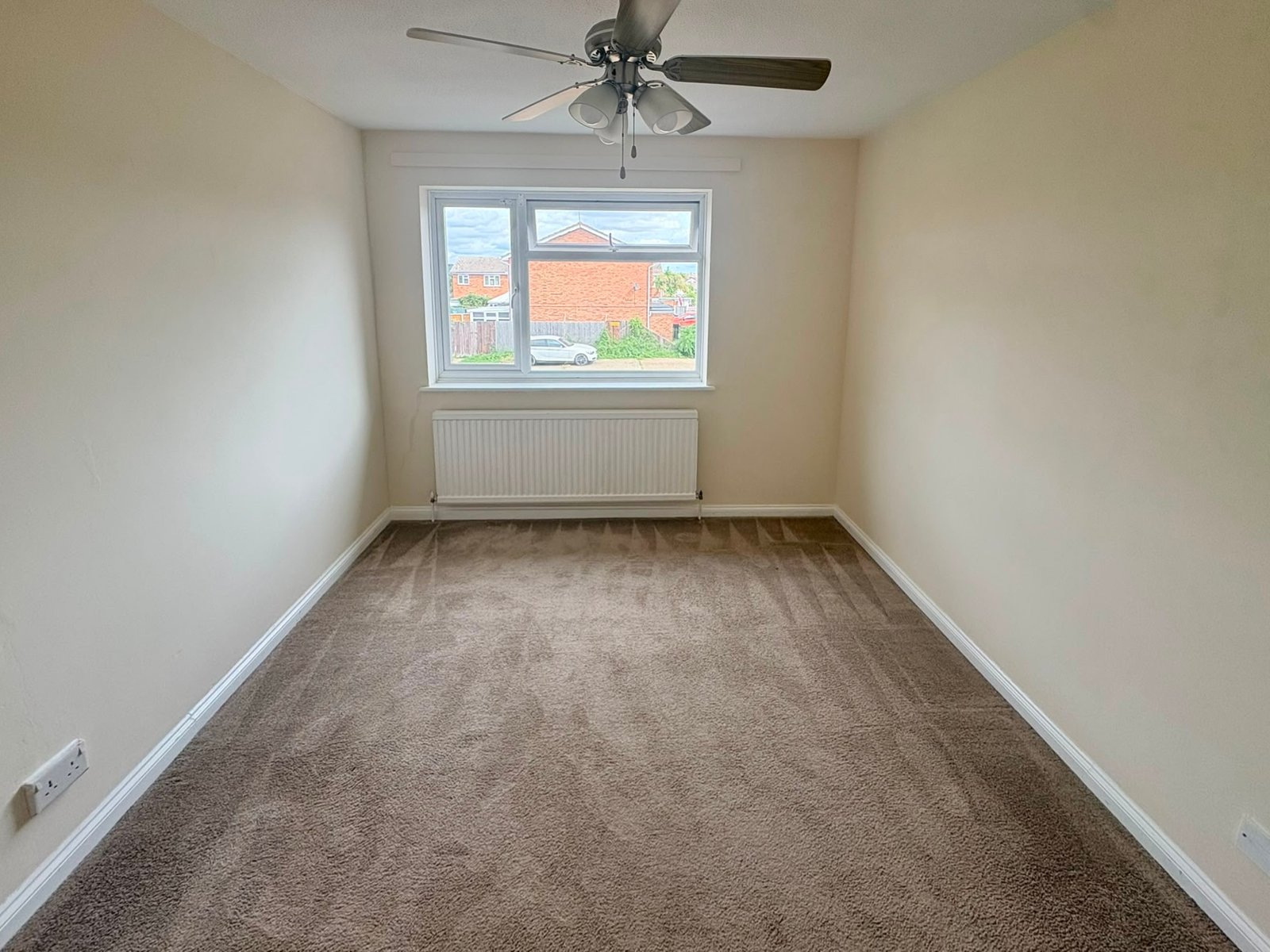 Three Bedroom House — photo 11