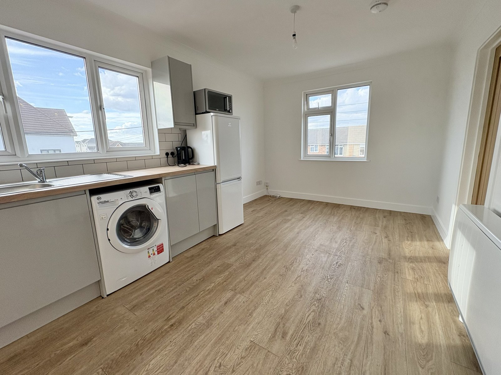 One Bedroom Flat — photo 3