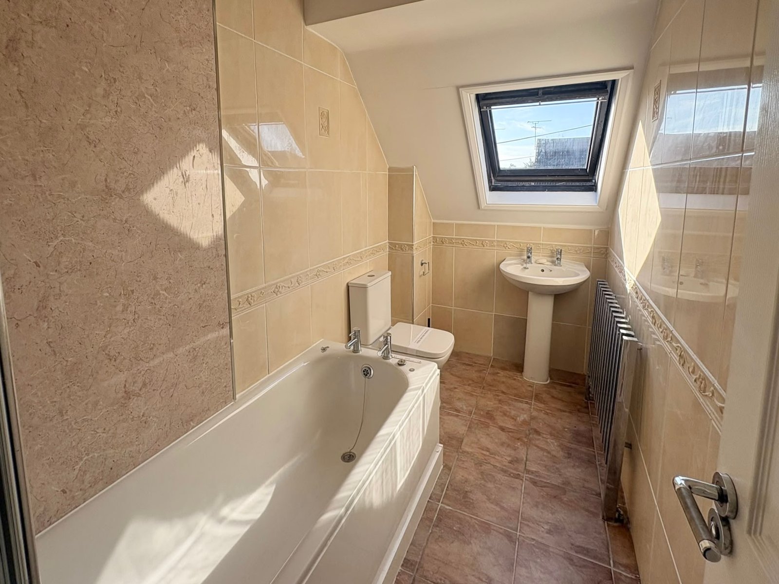 Two Bedroom House — photo 9