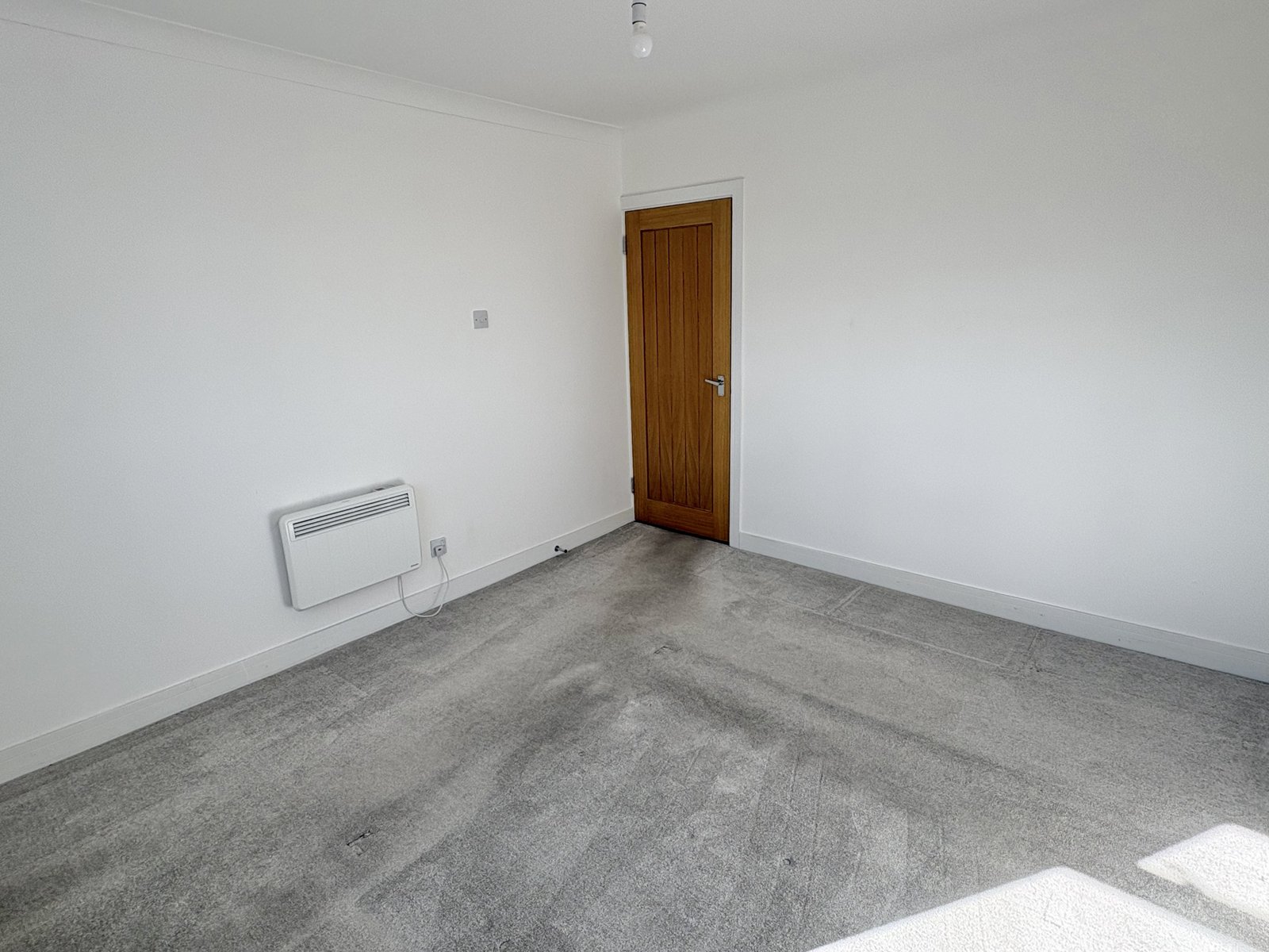 One Bedroom Flat — photo 6