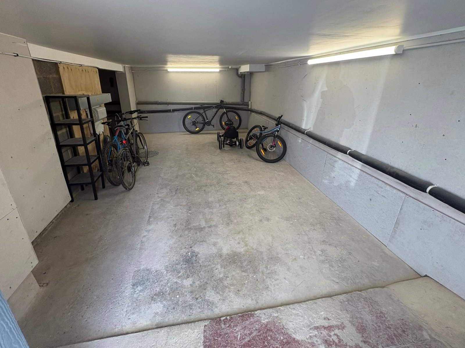 One Bedroom Flat — photo 12