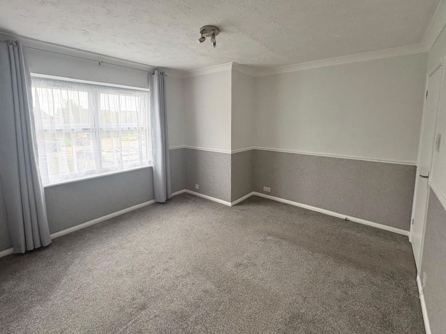 One Bedroom Flat — photo 2