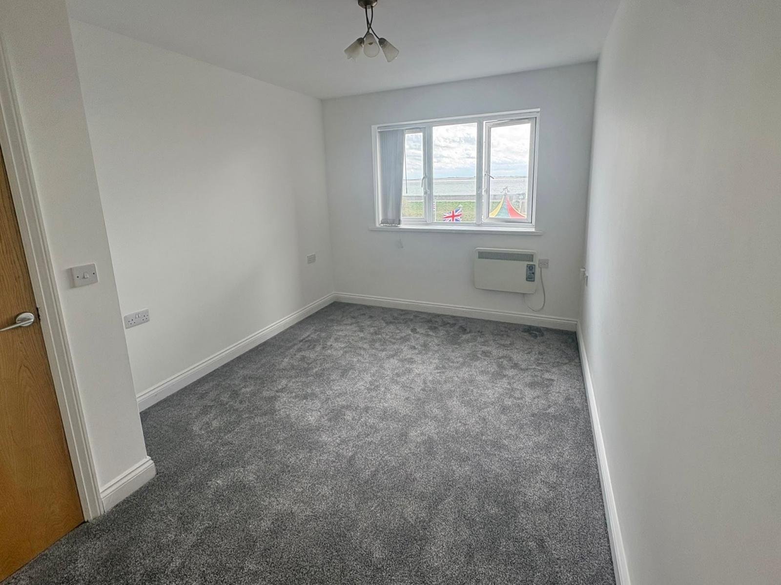 Two Bedroom FLat — photo 7